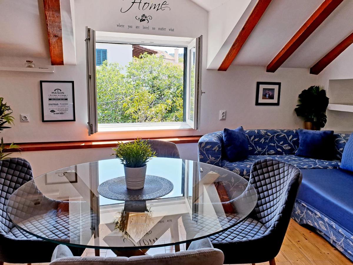Apartman Sandra In The Historical Center Of The