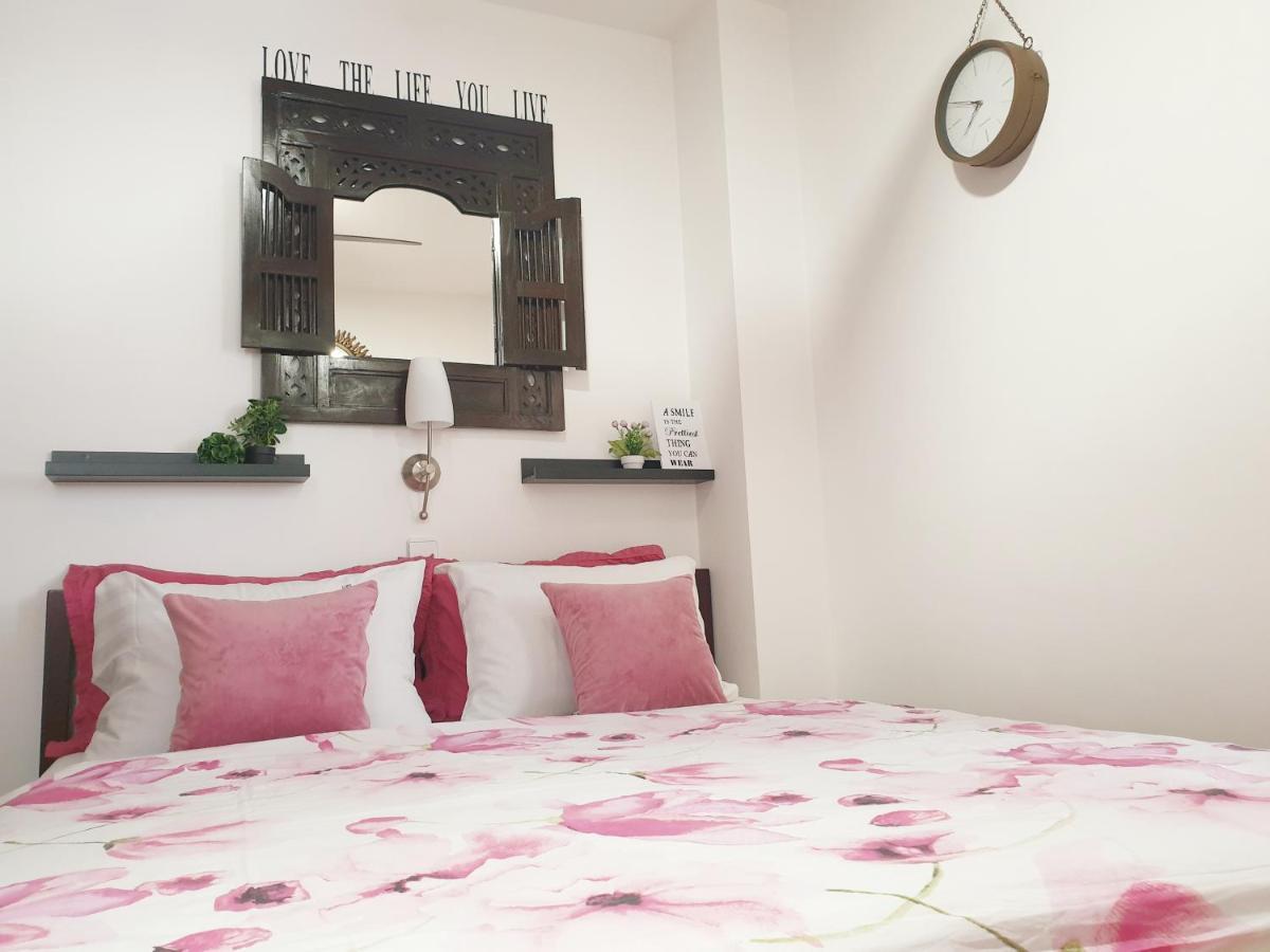 Apartman Sandra In The Historical Center Of The *